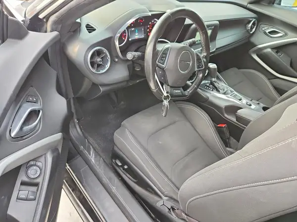 1G1FB1RS6H0180104 2017 CHEVROLET CAMARO - Image 8