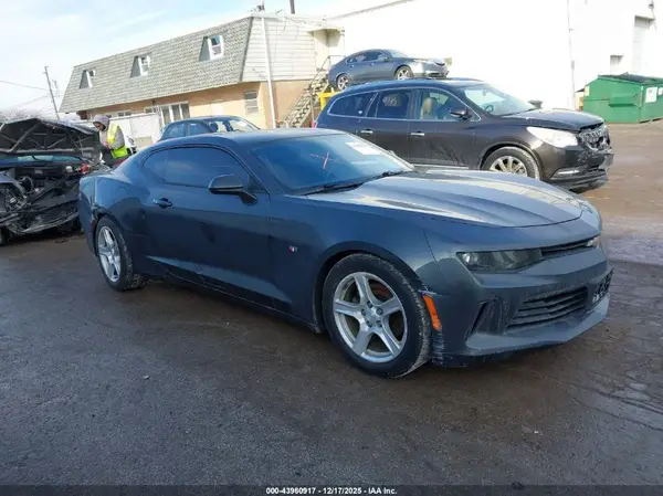 1G1FB1RS6H0186114 2017 CHEVROLET CAMARO - Image 1
