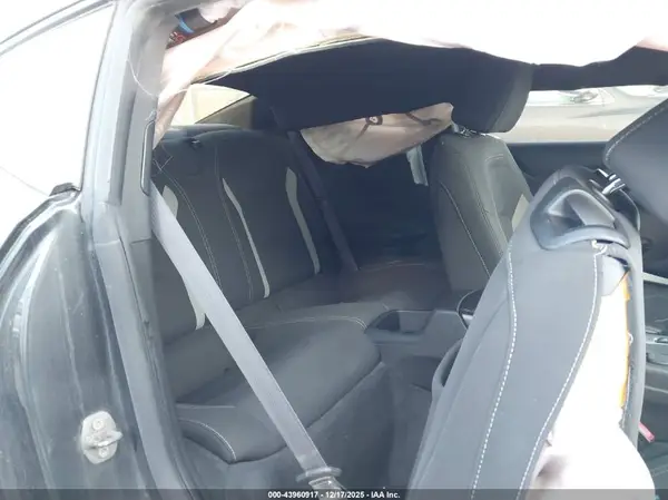 1G1FB1RS6H0186114 2017 CHEVROLET CAMARO - Image 8