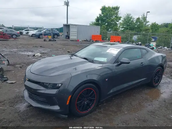 1G1FB1RS6J0103870 2018 CHEVROLET CAMARO - Image 2