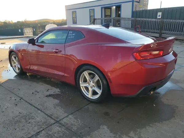 1G1FB1RS6J0106932 2018 CHEVROLET CAMARO - Image 2