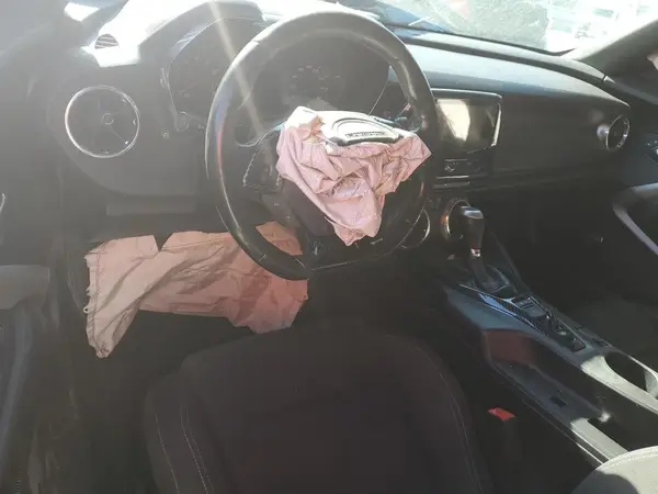 1G1FB1RS6J0121611 2018 CHEVROLET CAMARO - Image 8