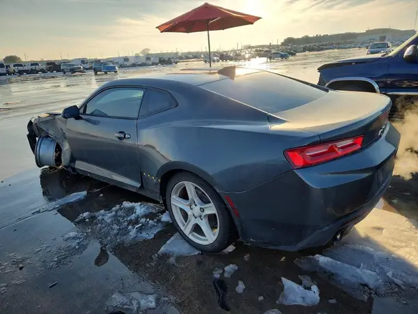 1G1FB1RS6J0129563 2018 CHEVROLET CAMARO - Image 2