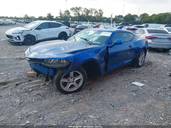 1G1FB1RS6J0132401 2018 CHEVROLET CAMARO - Image 2