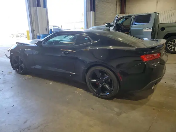 1G1FB1RS6J0168055 2018 CHEVROLET CAMARO - Image 2