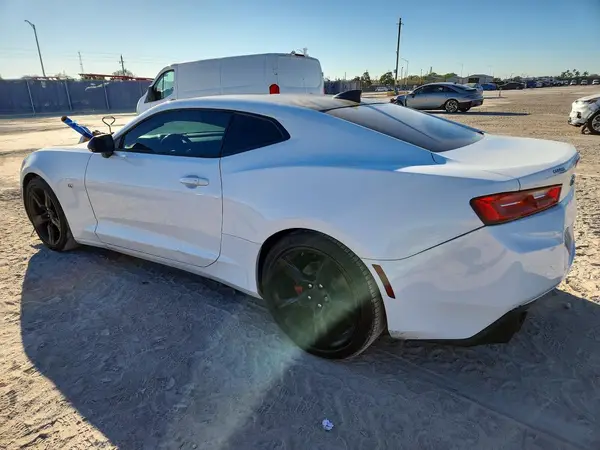 1G1FB1RS6J0170209 2018 CHEVROLET CAMARO - Image 2