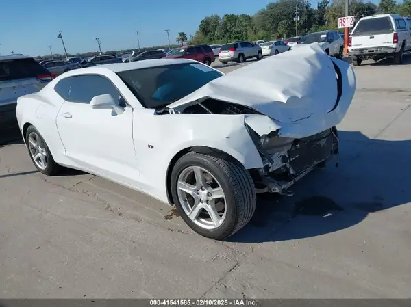 1G1FB1RS6J0172221 2018 CHEVROLET CAMARO - Image 1