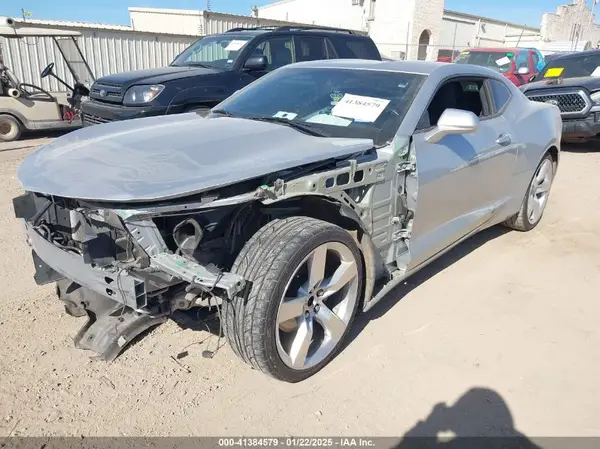 1G1FB1RS6J0180674 2018 CHEVROLET CAMARO - Image 2