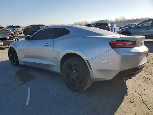 1G1FB1RS6J0187396 2018 CHEVROLET CAMARO - Image 2