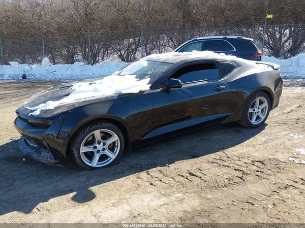 1G1FB1RS7H0104374 2017 CHEVROLET CAMARO - Image 2