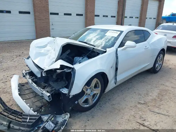 1G1FB1RS7H0111423 2017 CHEVROLET CAMARO - Image 2