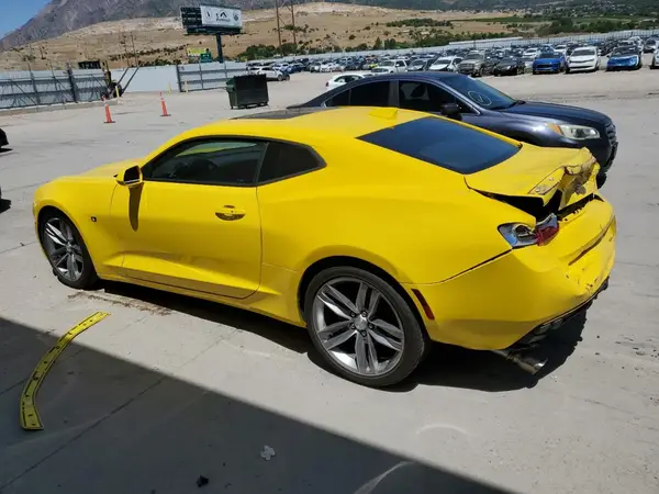 1G1FB1RS7H0207813 2017 CHEVROLET CAMARO - Image 2