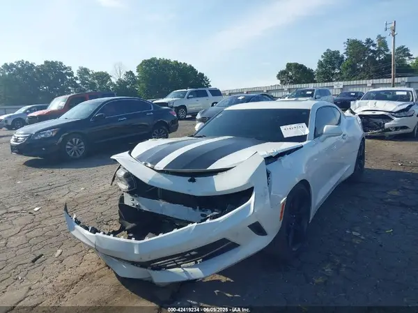 1G1FB1RS7J0112304 2018 CHEVROLET CAMARO - Image 2