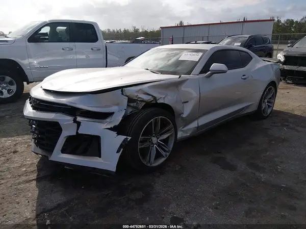 1G1FB1RS7J0127451 2018 CHEVROLET CAMARO - Image 2