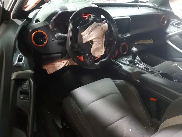 1G1FB1RS7J0129765 2018 CHEVROLET CAMARO - Image 8