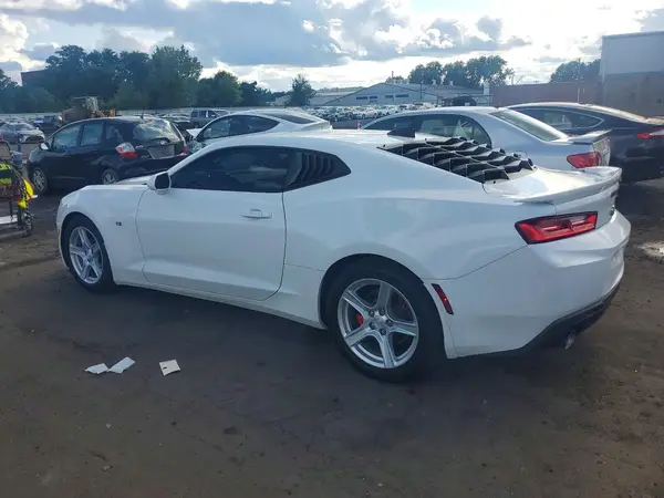 1G1FB1RS7J0141138 2018 CHEVROLET CAMARO - Image 2