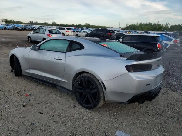 1G1FB1RS7J0142676 2018 CHEVROLET CAMARO - Image 2