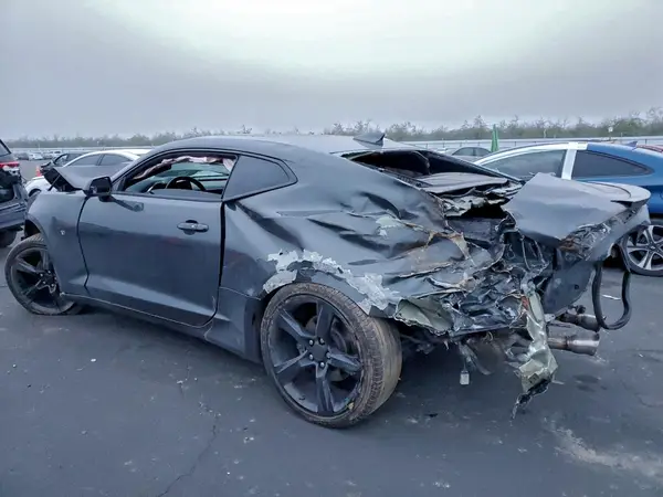 1G1FB1RS7J0142807 2018 CHEVROLET CAMARO - Image 2