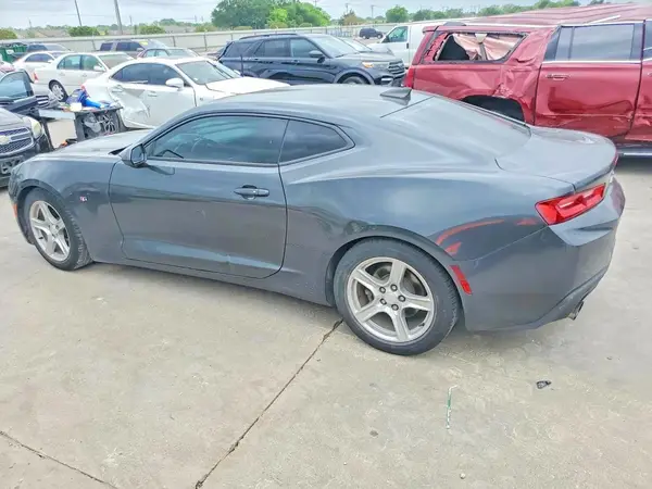 1G1FB1RS7J0150034 2018 CHEVROLET CAMARO - Image 2