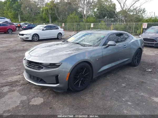 1G1FB1RS7K0113678 2019 CHEVROLET CAMARO - Image 2