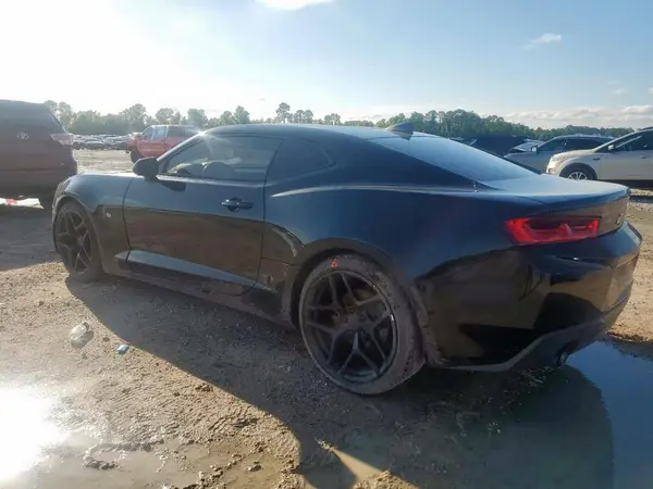 1G1FB1RS8H0109468 2017 CHEVROLET CAMARO - Image 2