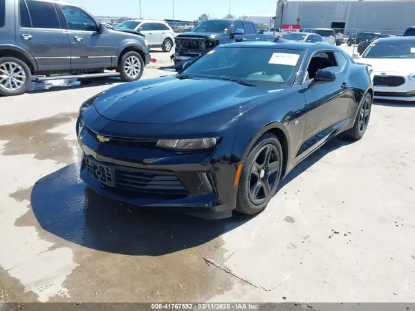 1G1FB1RS8H0118719 2017 CHEVROLET CAMARO - Image 2