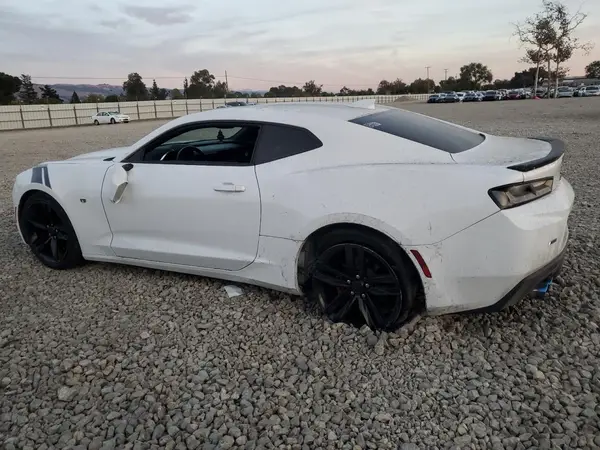 1G1FB1RS8H0127260 2017 CHEVROLET CAMARO - Image 2