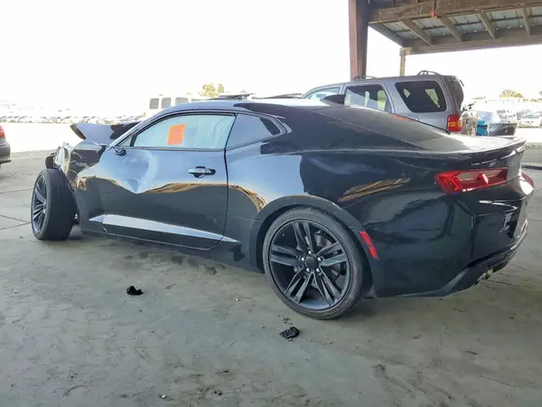 1G1FB1RS8H0186180 2017 CHEVROLET CAMARO - Image 2