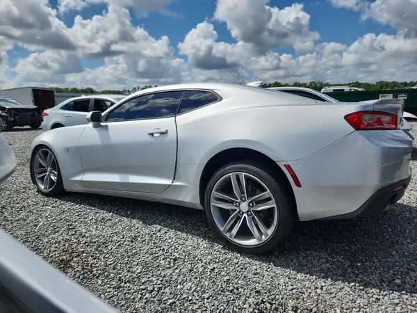 1G1FB1RS8H0208971 2017 CHEVROLET CAMARO - Image 2