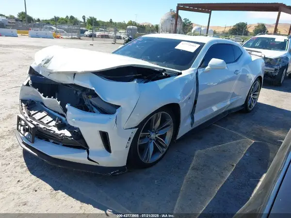 1G1FB1RS8J0103756 2018 CHEVROLET CAMARO - Image 2