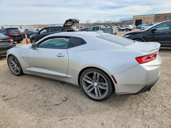 1G1FB1RS8J0112666 2018 CHEVROLET CAMARO - Image 2