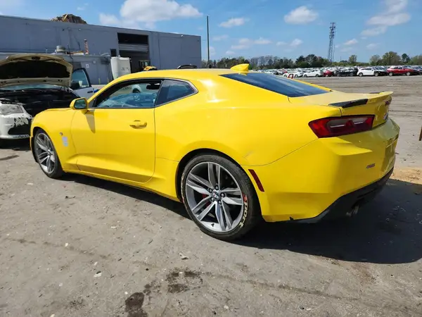 1G1FB1RS8J0118614 2018 CHEVROLET CAMARO - Image 2