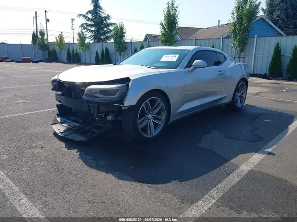 1G1FB1RS8J0121884 2018 CHEVROLET CAMARO - Image 2