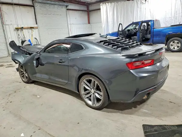 1G1FB1RS8J0131704 2018 CHEVROLET CAMARO - Image 2