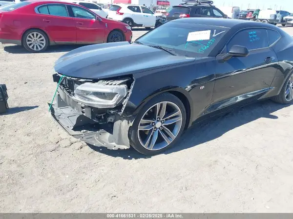 1G1FB1RS8J0132805 2018 CHEVROLET CAMARO - Image 2