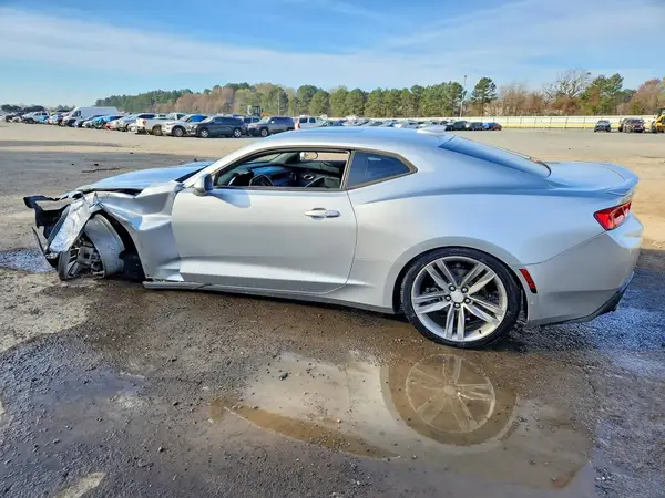 1G1FB1RS8J0137292 2018 CHEVROLET CAMARO - Image 2