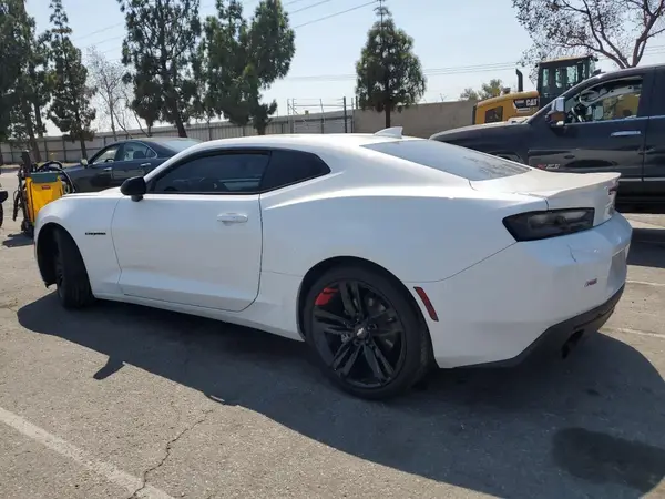 1G1FB1RS8J0165075 2018 CHEVROLET CAMARO - Image 2