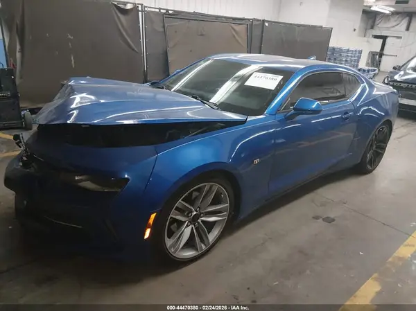 1G1FB1RS8J0190462 2018 CHEVROLET CAMARO - Image 2