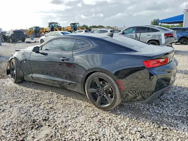 1G1FB1RS8J0191725 2018 CHEVROLET CAMARO - Image 2