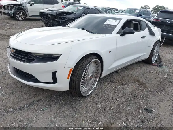 1G1FB1RS8K0108425 2019 CHEVROLET CAMARO - Image 2