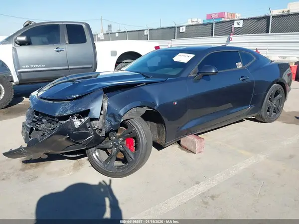 1G1FB1RS8L0150031 2020 CHEVROLET CAMARO - Image 2