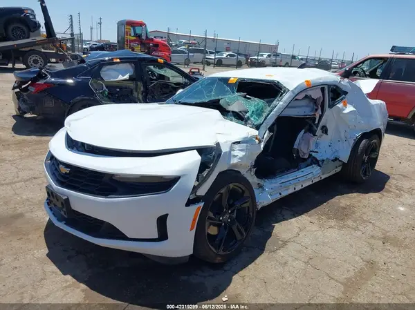 1G1FB1RS8R0111691 2024 CHEVROLET CAMARO - Image 2