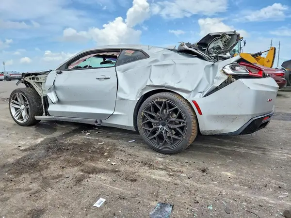 1G1FB1RS9H0146092 2017 CHEVROLET CAMARO - Image 2