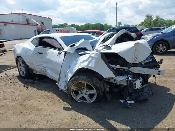 1G1FB1RS9H0200104 2017 CHEVROLET CAMARO - Image 1