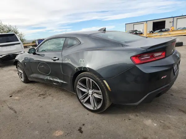 1G1FB1RS9J0105032 2018 CHEVROLET CAMARO - Image 2