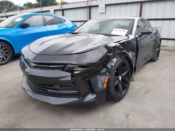 1G1FB1RS9J0121568 2018 CHEVROLET CAMARO - Image 2