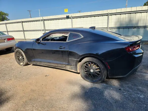 1G1FB1RS9J0125233 2018 CHEVROLET CAMARO - Image 2