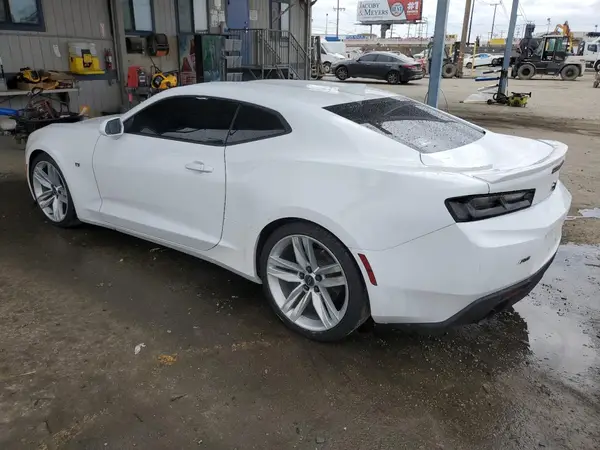 1G1FB1RS9J0137138 2018 CHEVROLET CAMARO - Image 2