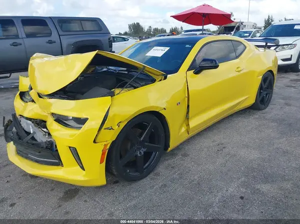 1G1FB1RS9J0137172 2018 CHEVROLET CAMARO - Image 2