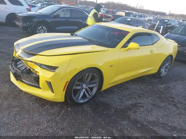 1G1FB1RS9J0143604 2018 CHEVROLET CAMARO - Image 2